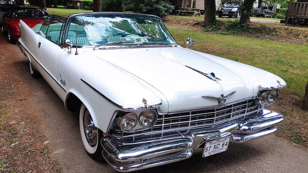 chrysler imperial 1957