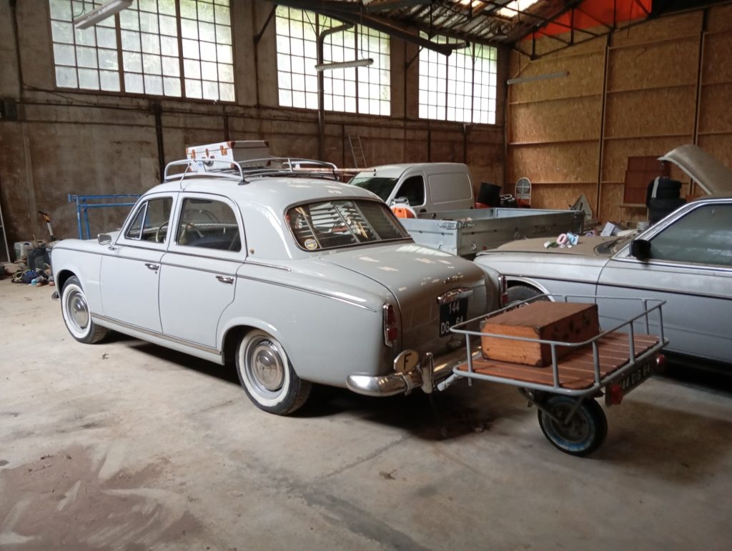 peugoet 403 guinle